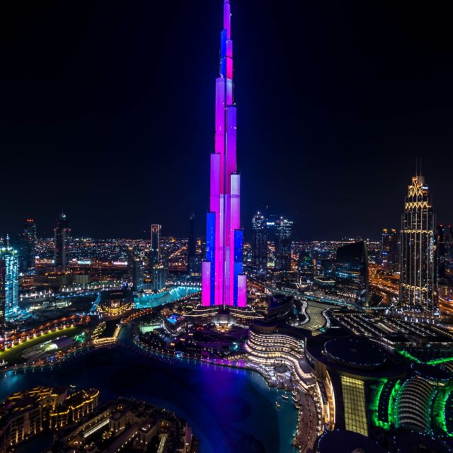 https://www.globaltravelplaners.com/wp-content/uploads/2022/06/Burj-Khalifa-Led-Show-Press-1-640x640.jpg